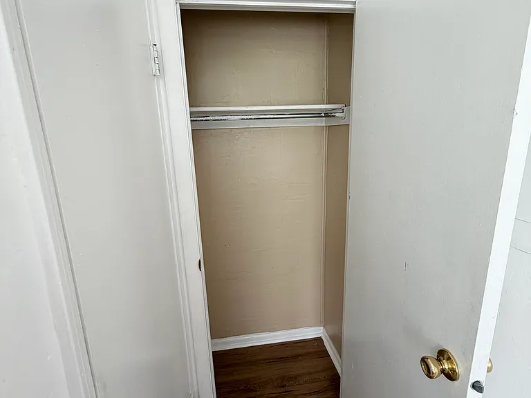 Closet 2