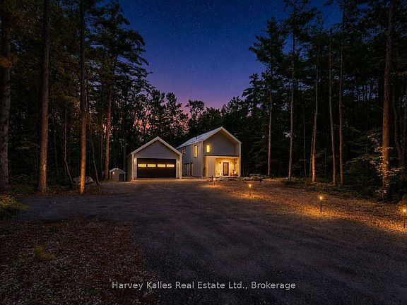 2nd image of 2074 Muskoka Rd S #169