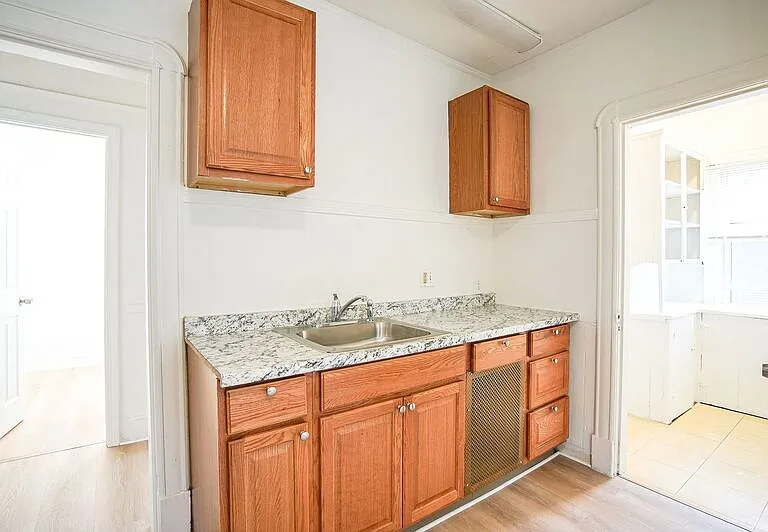 57 Newman St #3 — Photo 1