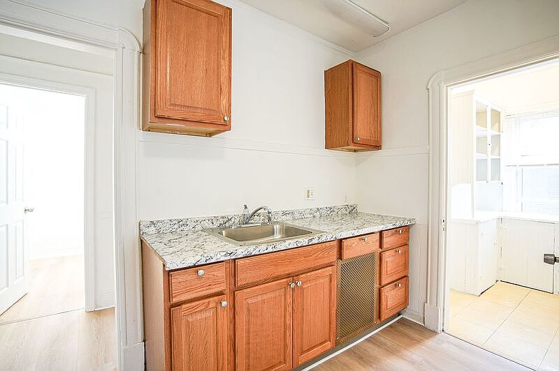 1st image of 57 Newman St Unit 3