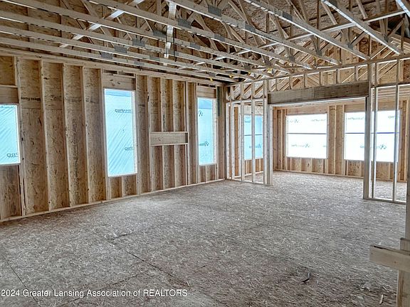 3rd image of 308 Vansickle Dr #34