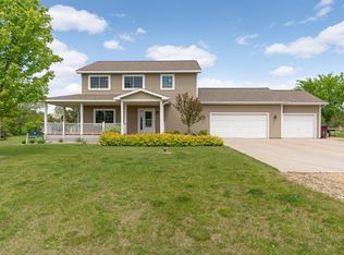 1144 County Road C, New Richmond, WI 54017