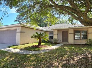 2403 E Brian Lakes Dr, Jacksonville, FL 32221