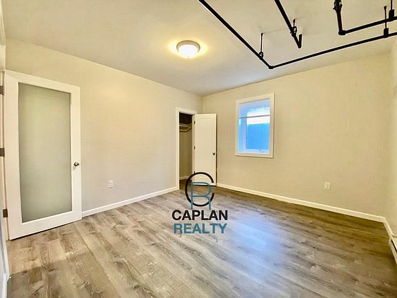 3rd image of 58 Fountain St #10