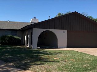 137 Circle Dr, Weatherford, OK 73096
