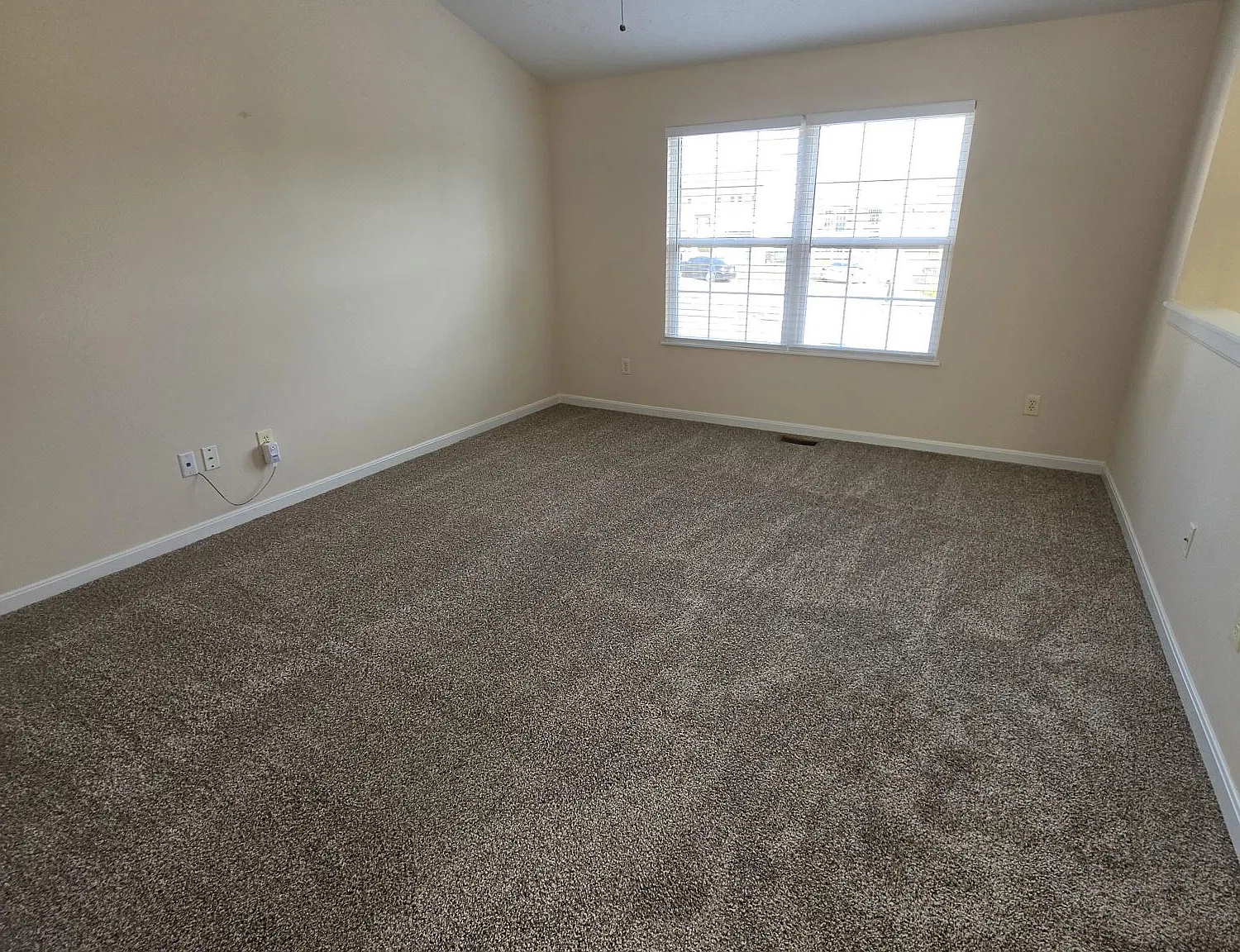 3 bed, 1540 sqft, $1,925 — Photo 2