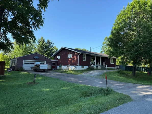 2171 Hillborn Rd, Erie, PA 16509