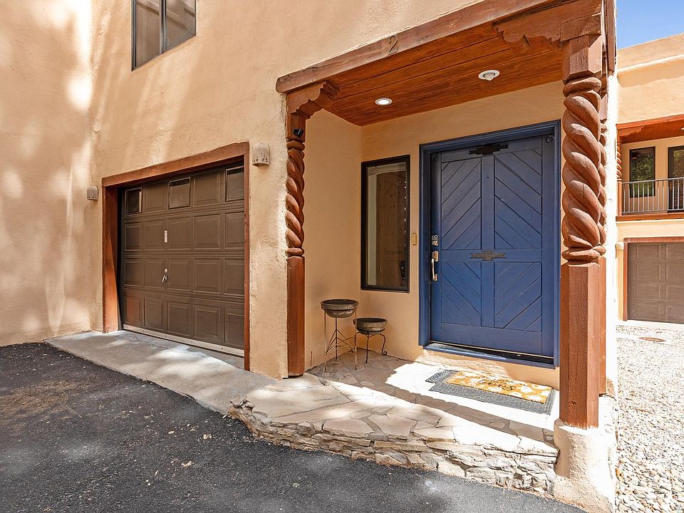 1st image of 2 Sugar Bear Ln