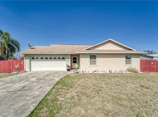 11525 Huggins St, Leesburg, FL 34788