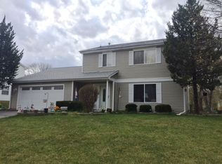 412 E Parkview Ter, Algonquin, IL 60102