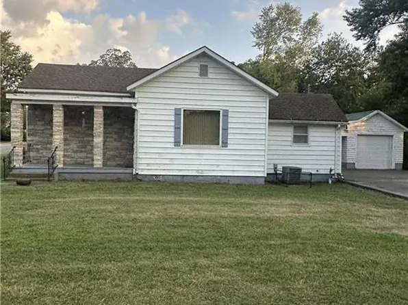 522 N Havanah St, Butler, MO 64730