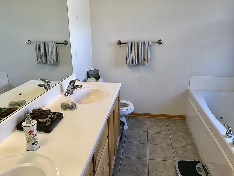 11276 Preswick Blvd — Photo 9