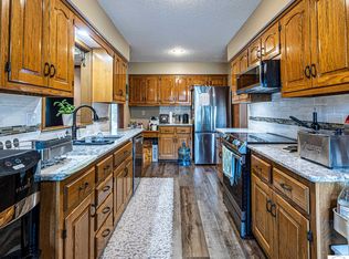 1804 S Nicklaus Dr, Clinton, MO 64735