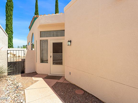 4th image of 4525 DESERT SPRINGS Trail