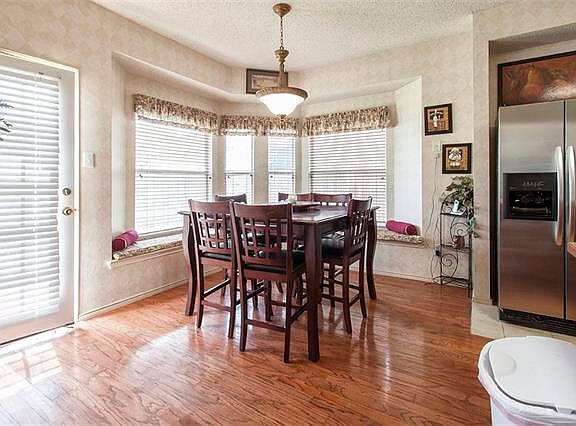 5th image of 713 Spicewood Dr