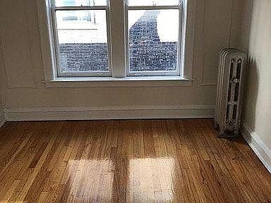 5th image of 3927 N Pine Grove Ave APT 3E
