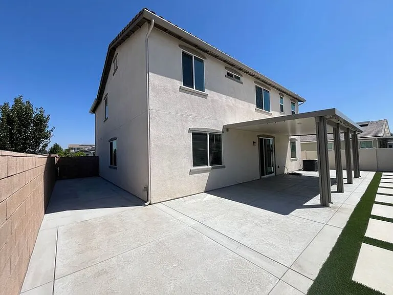 31053 Catania Cir — Photo 32