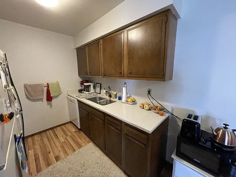 207 Williamsburg Dr #5 — Photo 5