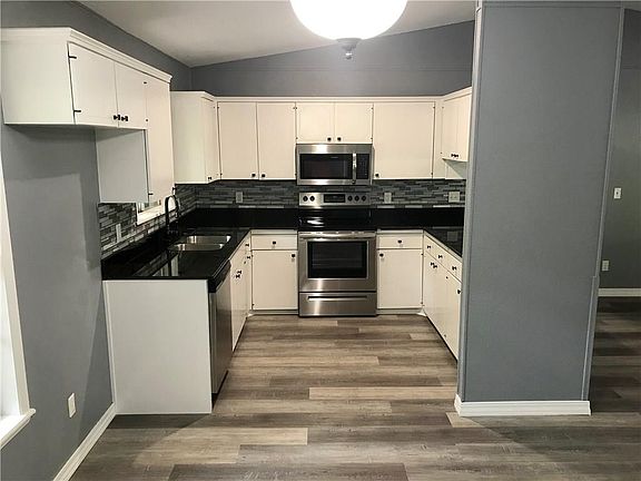 5th image of 5 Bewdley Cir