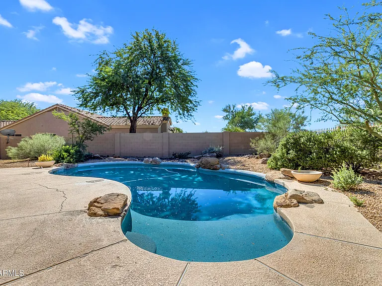 4302 E Mossman Rd — Photo 62