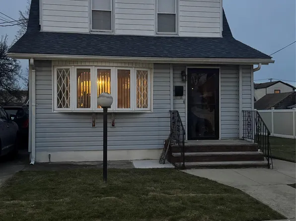 13155 221st Street, Laurelton, NY 11413