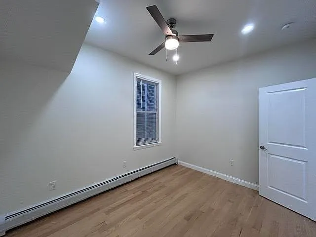 21 E 15th St #2 — Photo 13