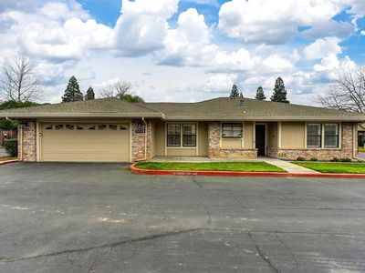 3728 Sun Shadows Ln, Sacramento, CA, 95821