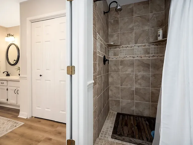 8316 Seawall Blvd #5 — Photo 16