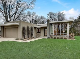 7218 N Longacre Rd, Milwaukee, WI 53217