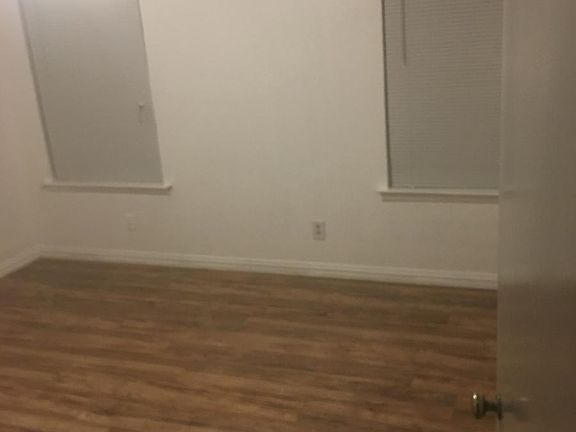 5th image of 1315 E Pentagon Pkwy