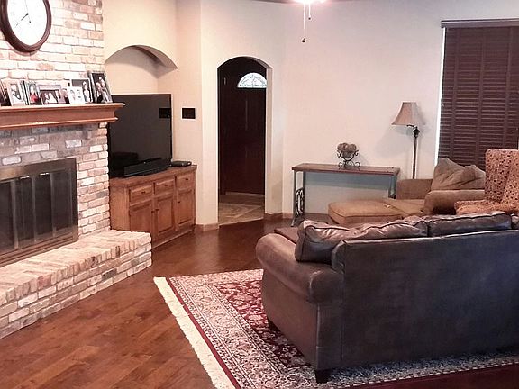5th image of 608 Fieldwood Cir