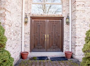 315 Shalimar Ct, Monroeville, PA