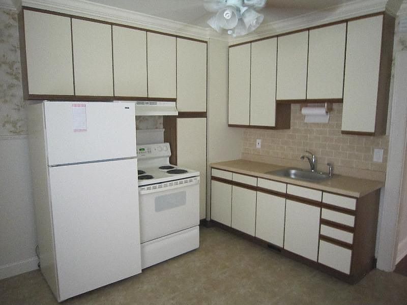 2nd image of 80 Cherry St
