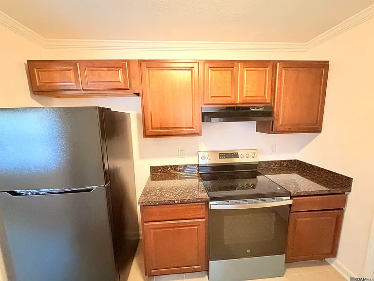 10050 El Scott Ave — Photo 9