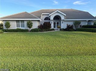 8161 Glenfinnan Cir, Fort Myers, FL 33912