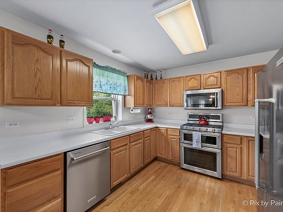 5th image of 4014 Blackstone Ave