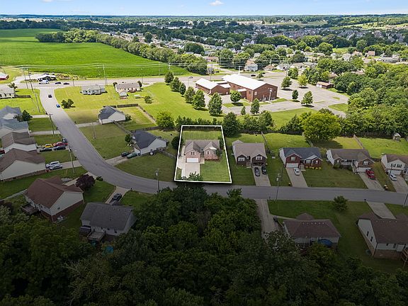 4th image of 3177 Brook Hill Dr