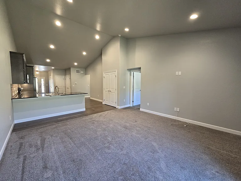 538 Brecken Ct — Photo 19