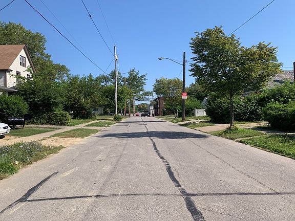 4th image of 3542 E 143rd St