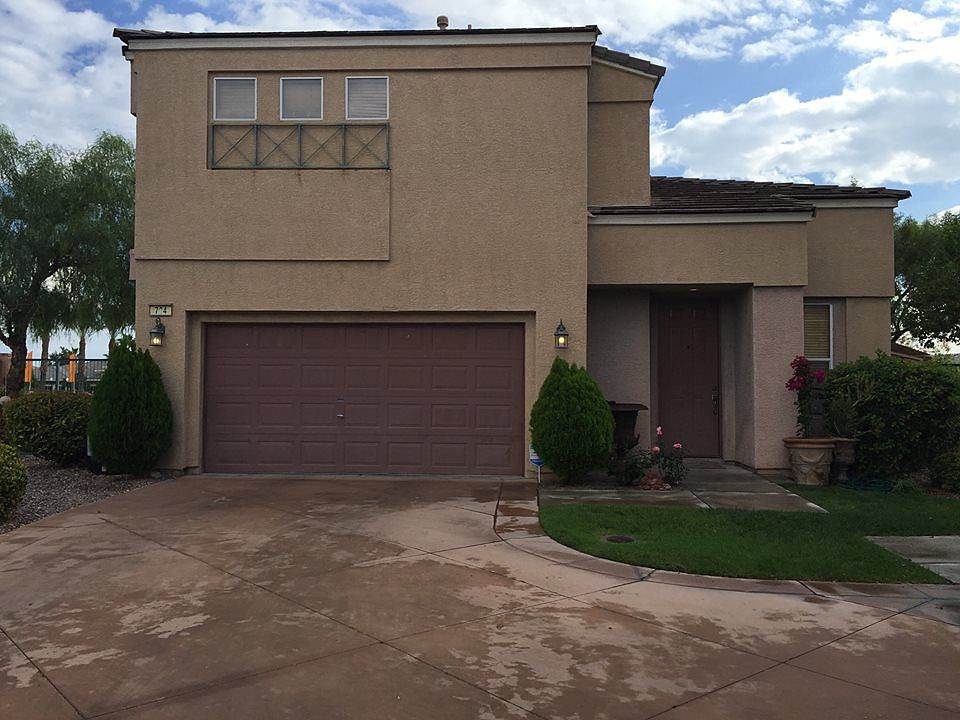 704 Chase Tree Street