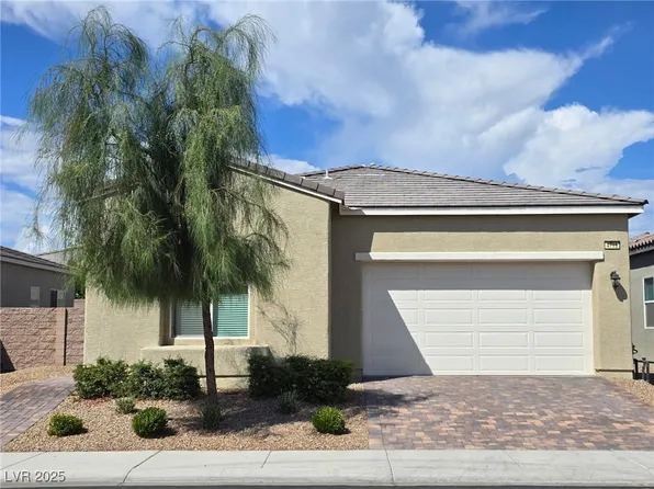 4715 Beautify St, North Las Vegas, NV 89031