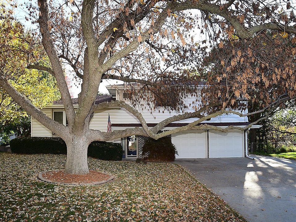 1st image of 807 Donegal Dr