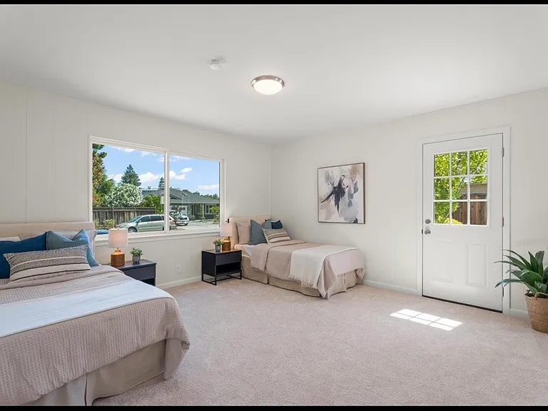 4878 Elester Dr — Photo 6