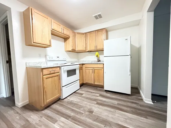1816 Montier St #9, Pittsburgh, PA 15221