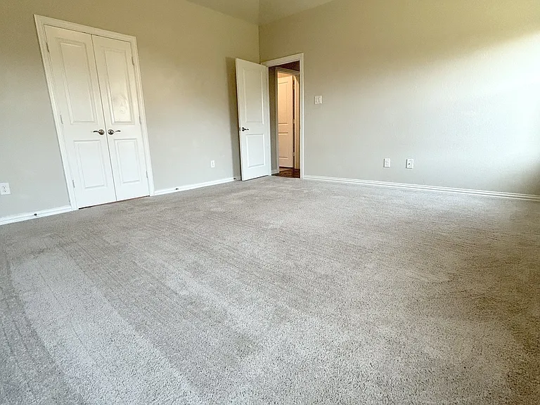 212 Stonebrook Trl — Photo 17