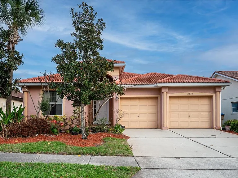 2955 Marbella Dr — Photo 2