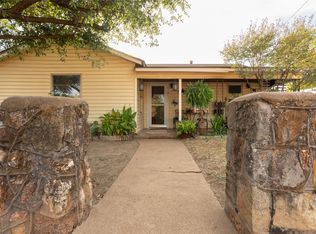 616 Arch St, Baird, TX 79504