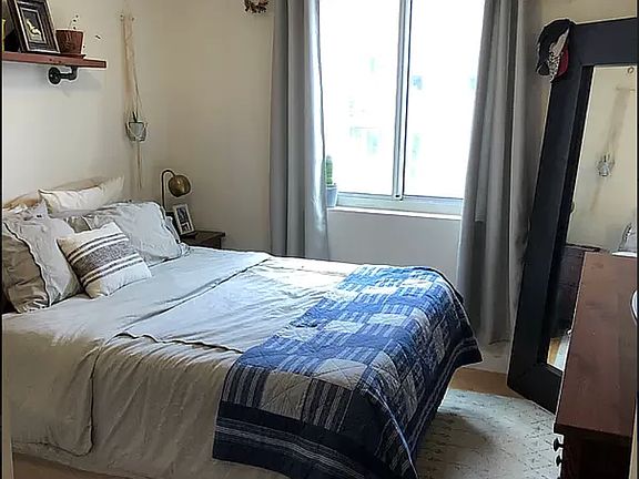 5th image of 11 Meserole St #2F