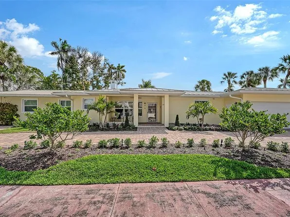375 N Washington Dr, Sarasota, FL 34236