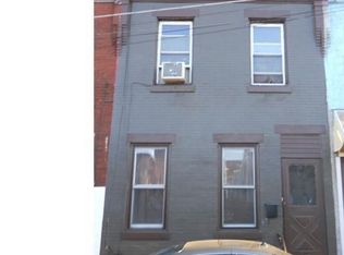 930 W Schiller St, Philadelphia, PA 19140